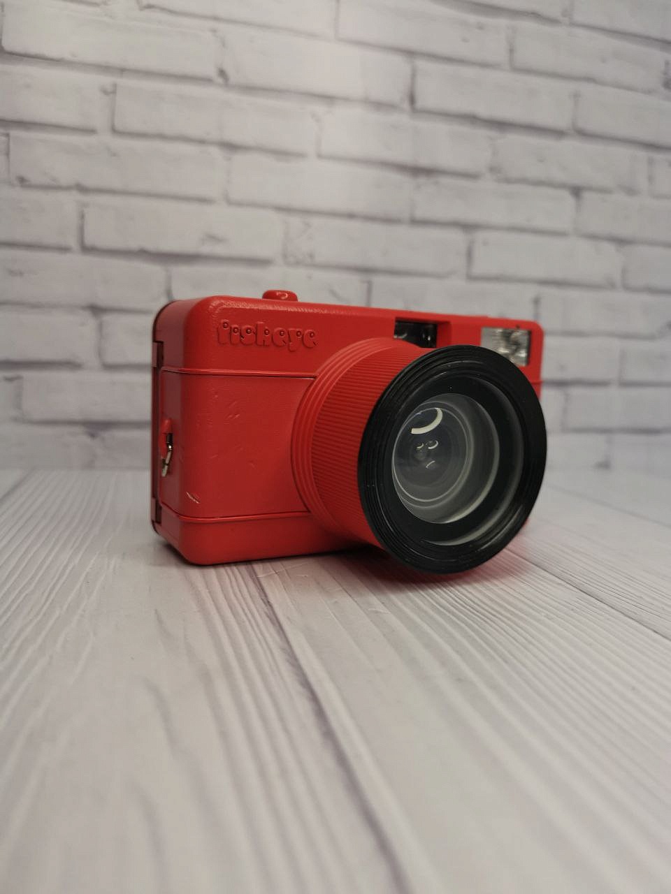Fisheye Compact Camera RED (Б\У) фото №1