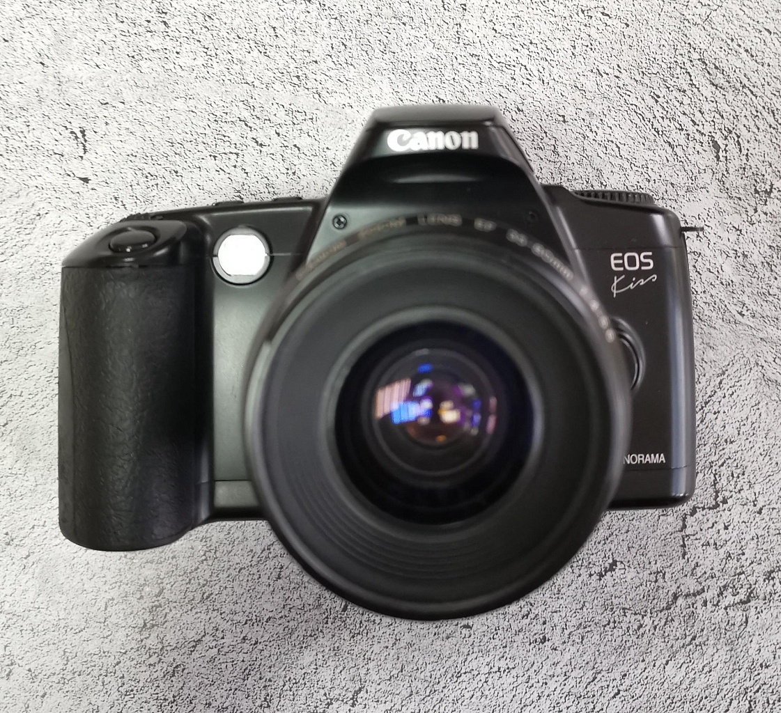 Canon EOS Kiss + Canon EF 35-80/ 4-5,6 фото №1