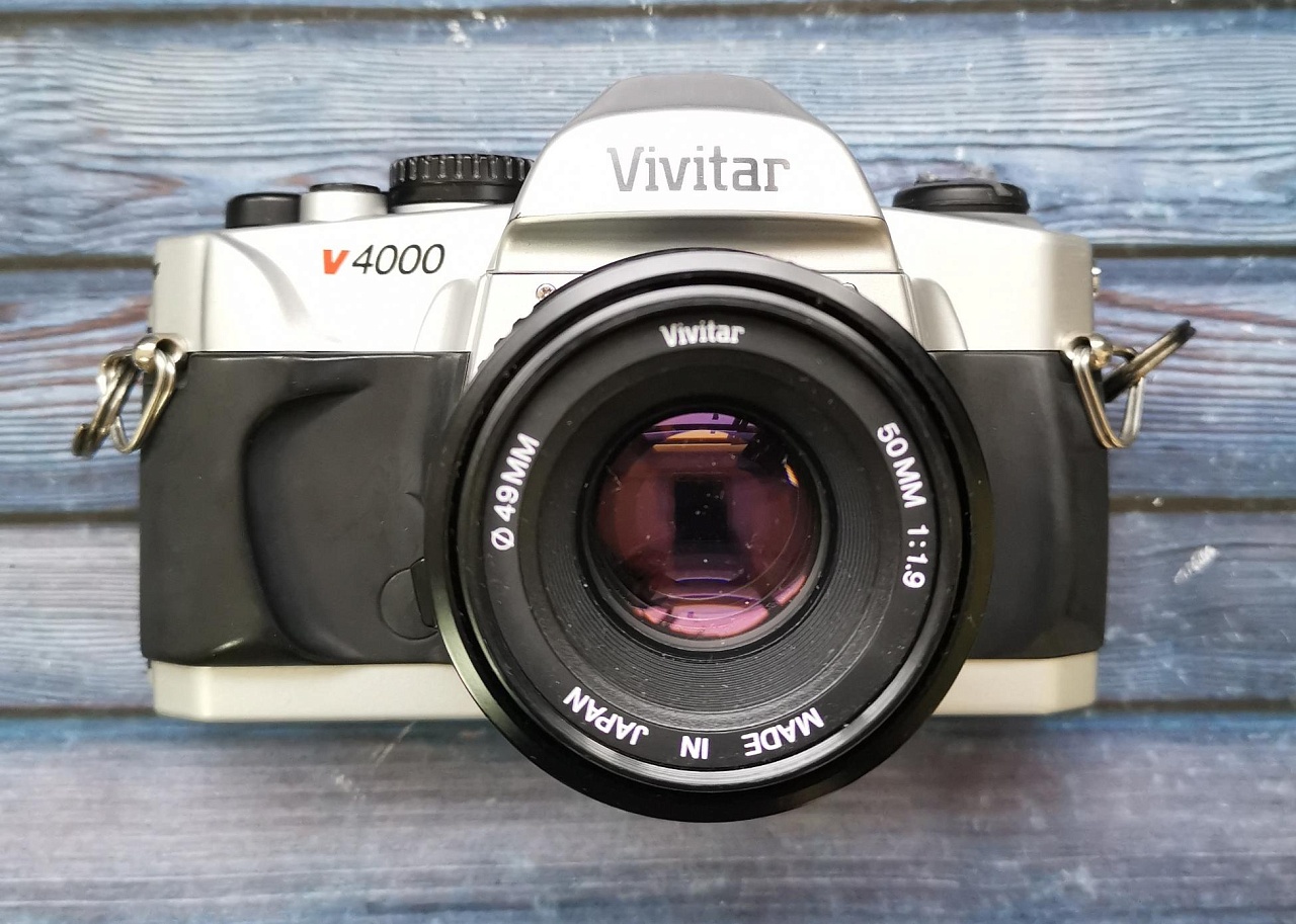 Vivitar v4000 + Vivitar 50 mm f/1.9 фото №1