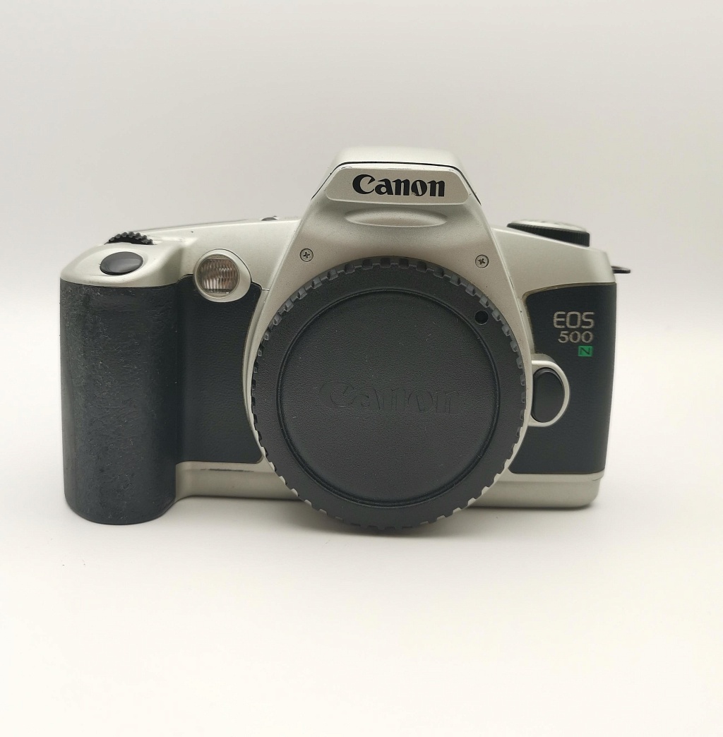 Canon EOS 500N (Body) фото №1