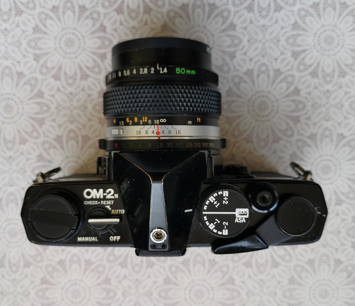 Olympus om-2n черный + Olympus om-system auto-s 50 mm f/1.4 фото №2