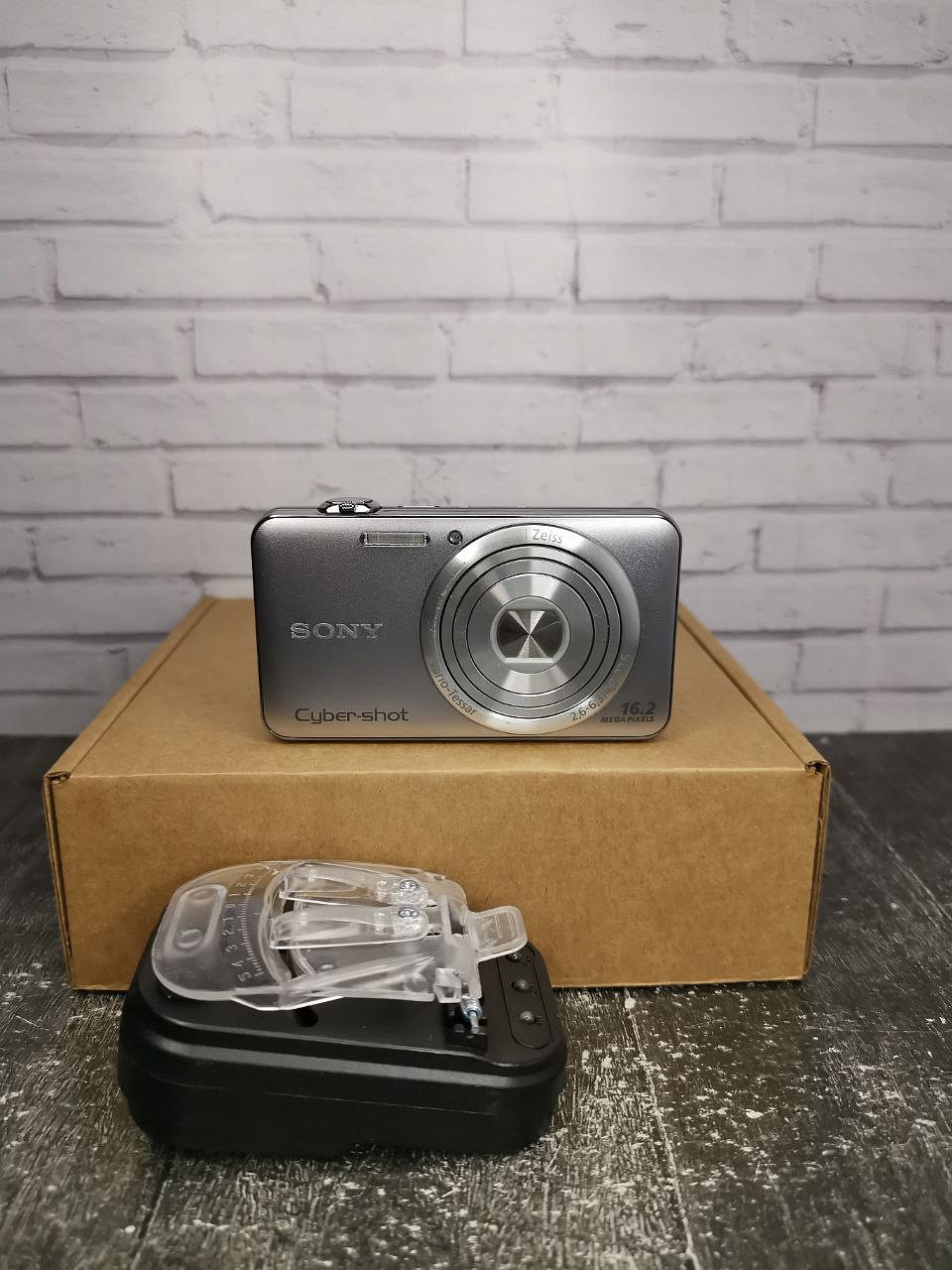 Sony Cyber-shot DSC-WX50 Silver фото №1