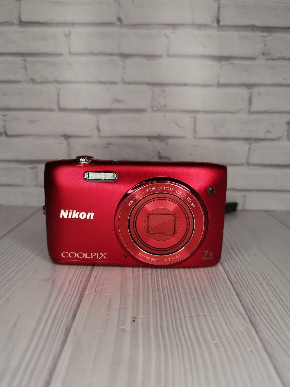 Nikon Coolpix s3500 Red фото №2