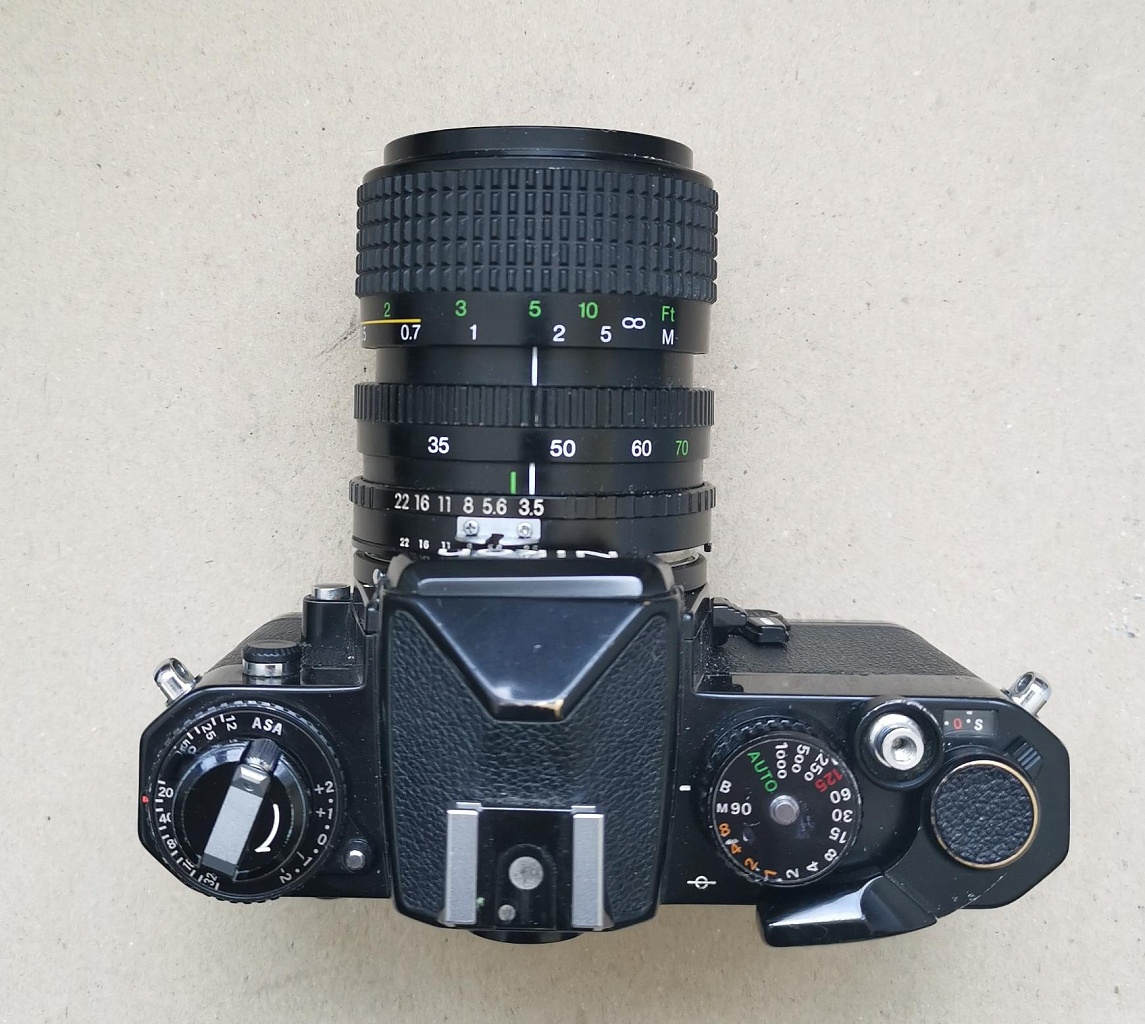 Nikon FE + Cosina MC Macro 35-70 мм фото №2