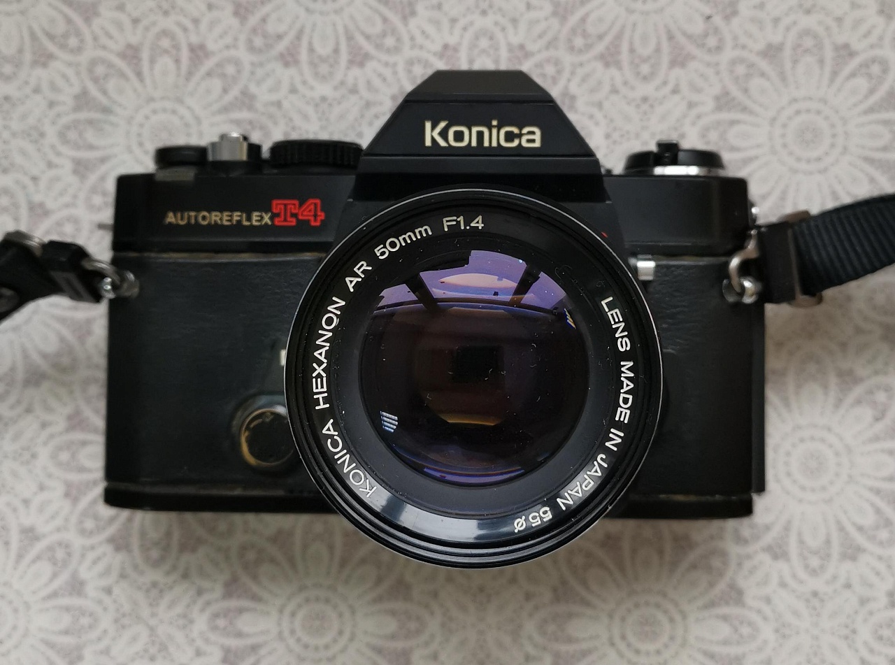 Konica Autoreflex T4 + Konica Hexanon AR 50 mm F/1.4 фото №1