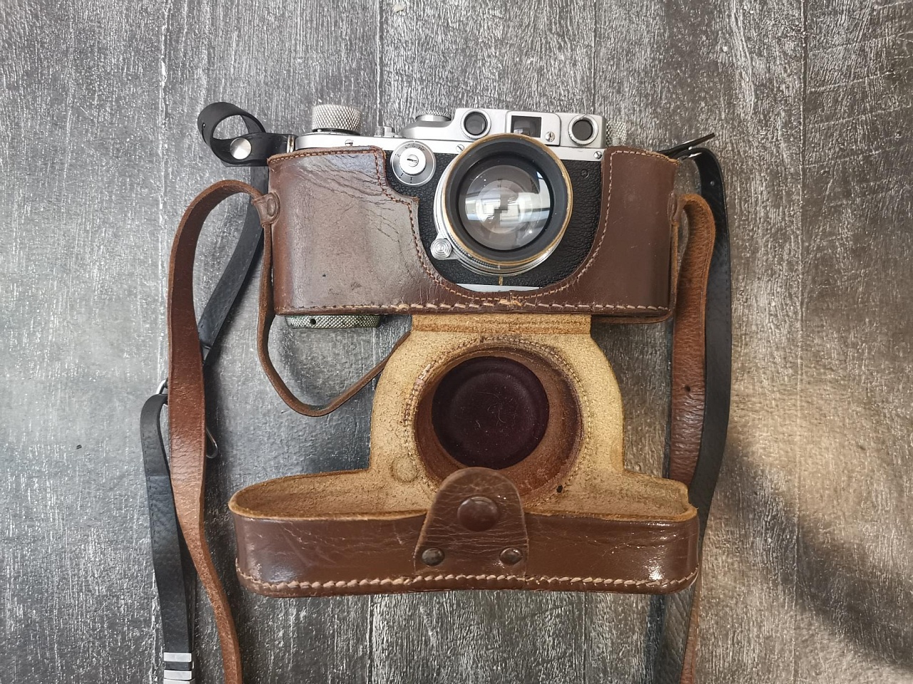 Leica III + Ernst Leitz GmbH Wetzlar Summicron f 5cm 1:2 фото №4