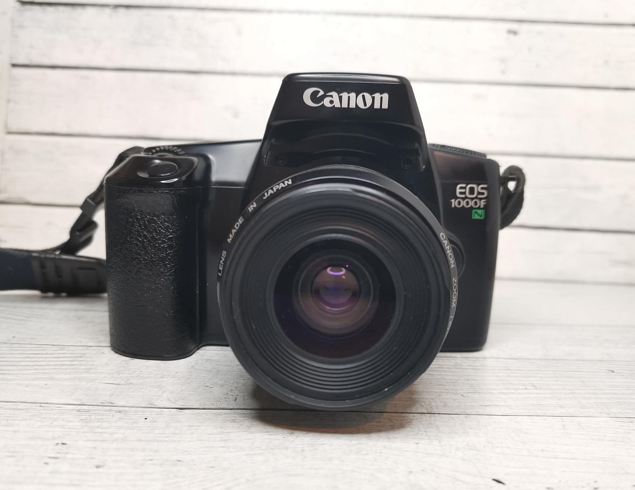 Canon EOS 1000F/ N + Canon zoom 35-80/4-5.6 фото №1