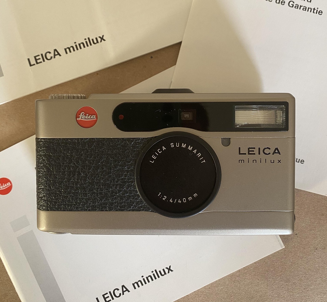 Leica Minilux Summarit 40mm f/2.4 MINT ( полный комлпект) фото №2