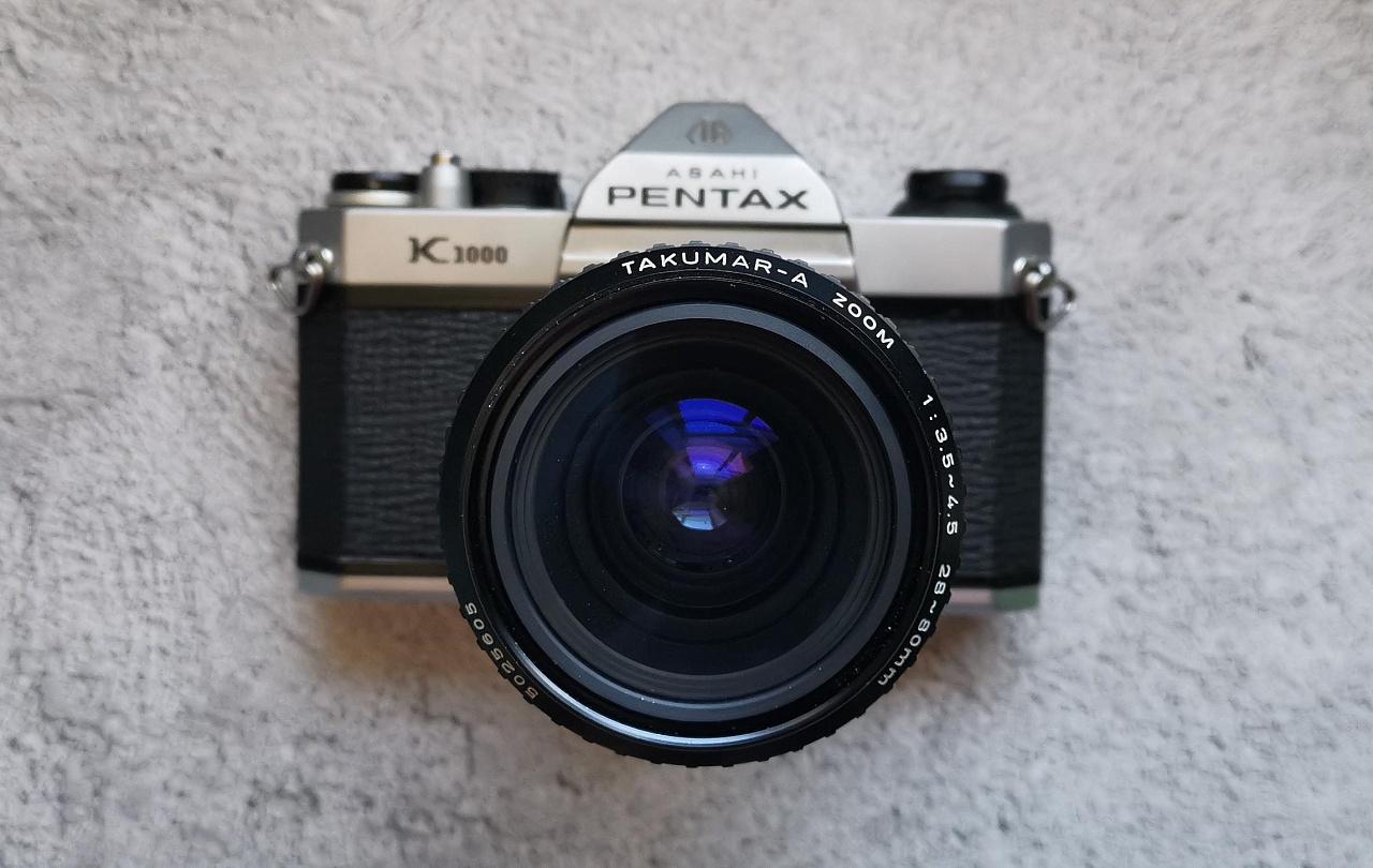 Pentax K1000 + Takumar-A 28-80 mm f/ 3.5-4.5 Zoom фото №1