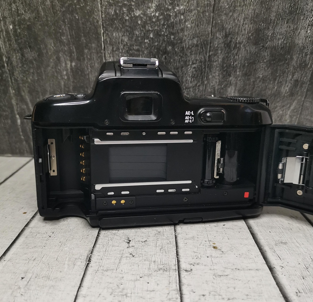 Nikon F-601 + Tamron AF 28-80mm 3.5-5.6 фото №6