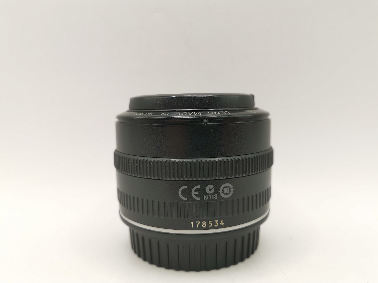 Canon EF 28 mm f/ 2.8 фото №4