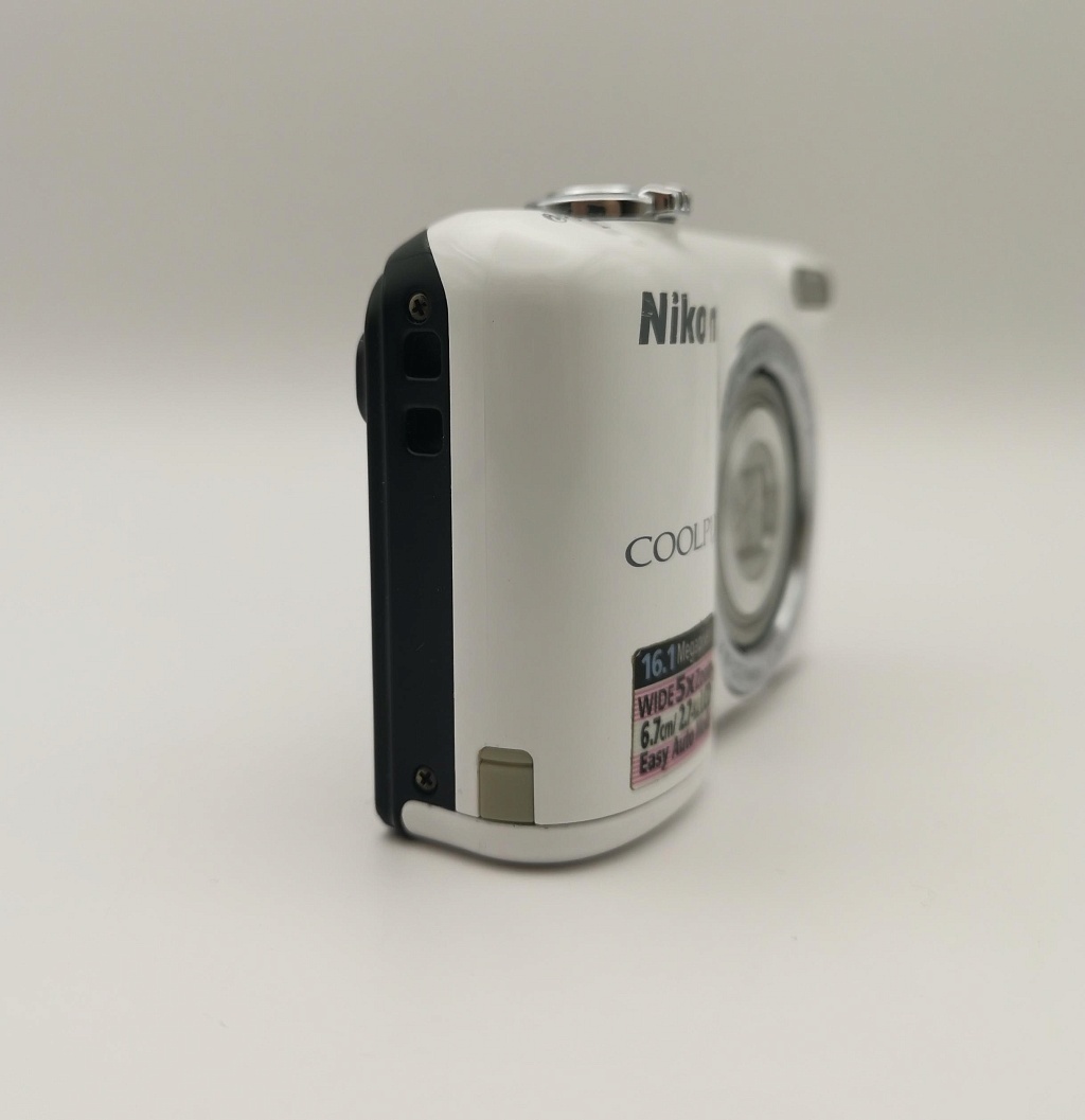 Nikon coolpix L27 White фото №5