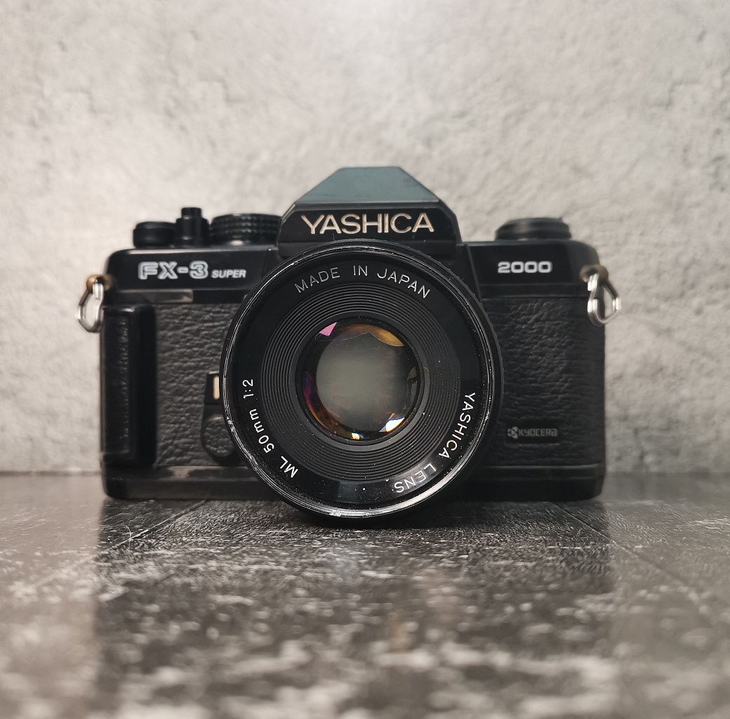 yashica 2000 fx-3 super + yashica ml 50 mm f/2 фото №1