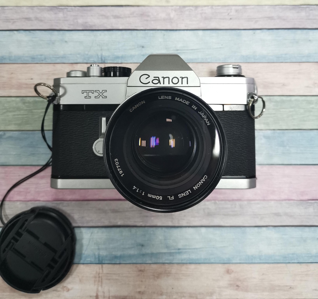 Canon tx + Canon lens fl 50 mm f/1.4 фото №1