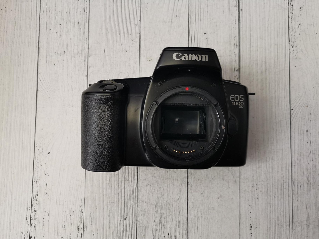 Canon EOS 1000/1000qd (body) (уценка) фото №1