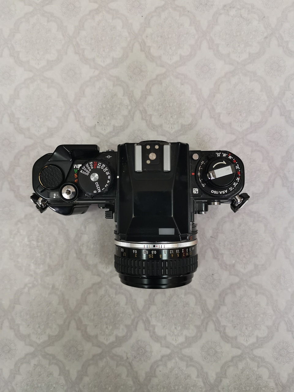 Nikon FA + Nikkor 50 mm f/1.8 фото №2