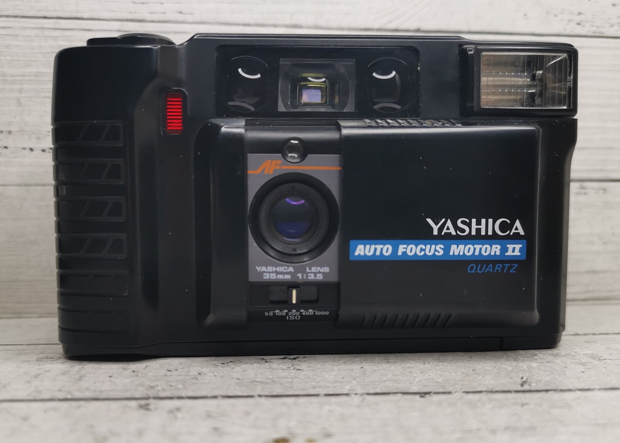 Yashica Auto Focus Motor II Quartz фото №1