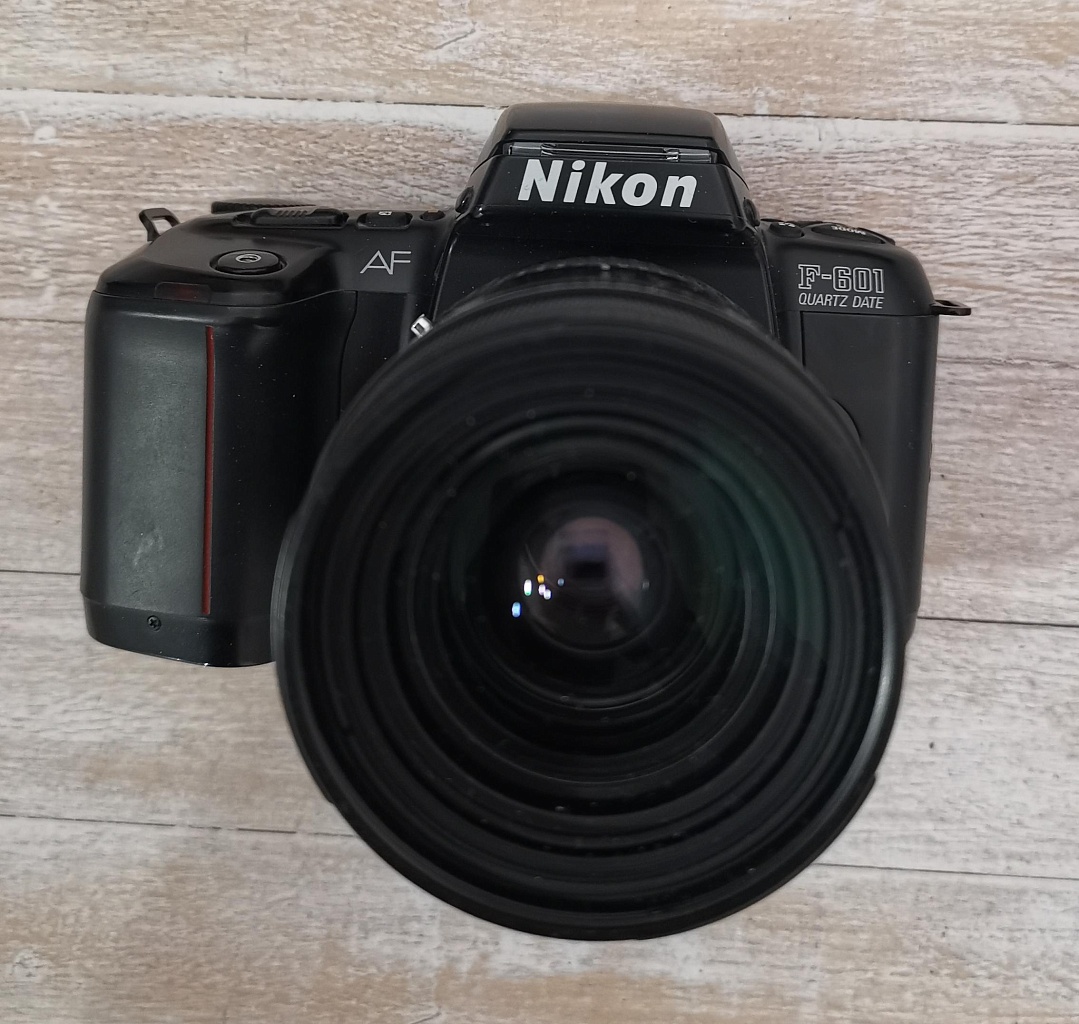 Nikon F601 + Nikon AF Nikkor 28-58 mm f/3.5-4.5 фото №1