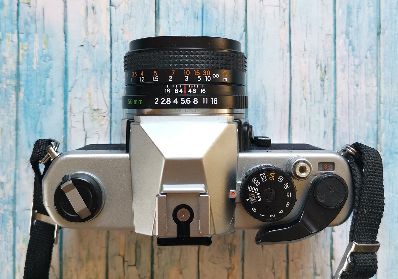 Yashica FX-7 + Yashica Lens ML 50 mm f/2 фото №2