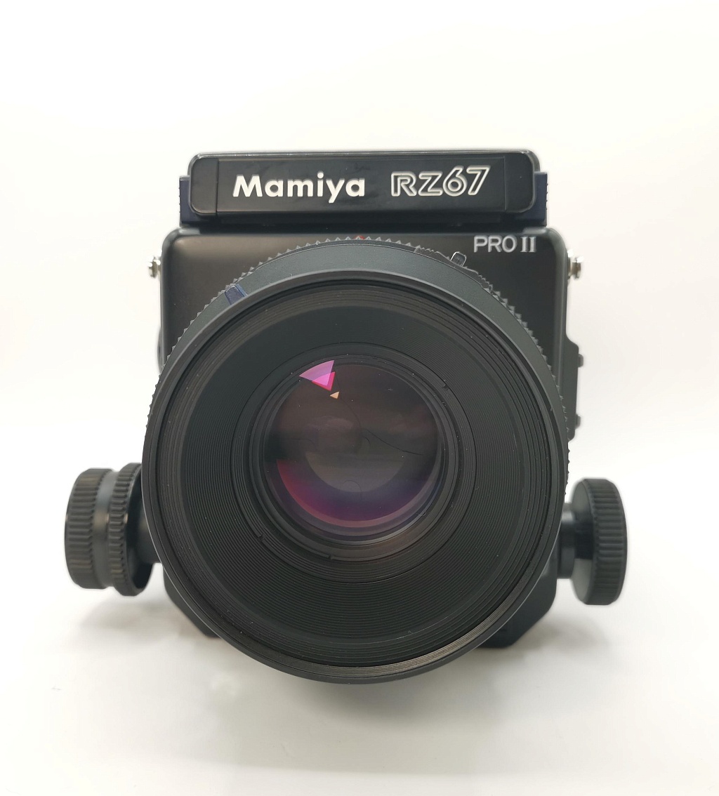 Mamiya RZ67 Pro II + Mamiya-Sekor Z 110 mm f/2.8 W фото №1